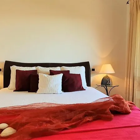 Monica Luxury House Дом отдыха